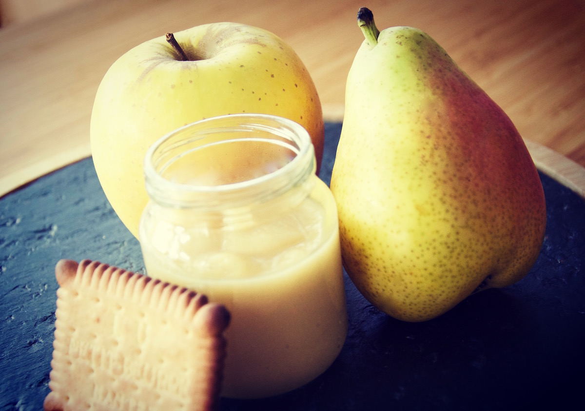 Apple-Pear biscuit compote recipe for babies (From 6 months)