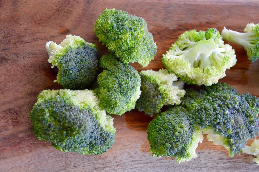 Broccoli tops for baby puree