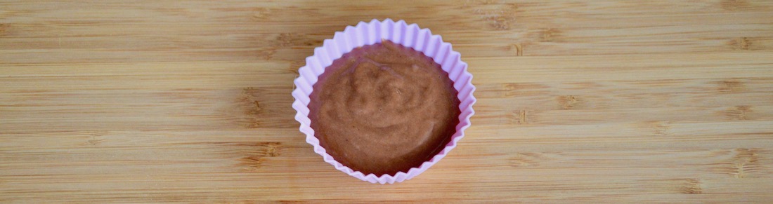 Baby's first birthday cake : Chocolate cake with creamy banana heart before cooking