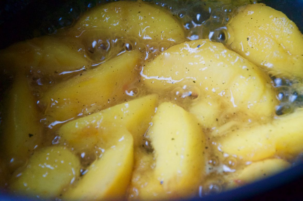 Recette de compote de pêche à la vanille pour bébé (dès 4 ou 6 mois