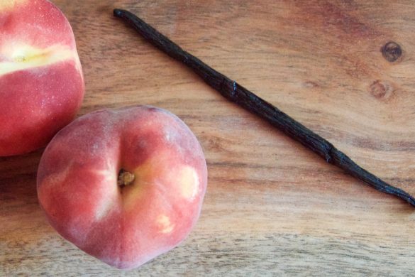 Recette de compote de pêche à la vanille pour bébé (dès 4 mois)