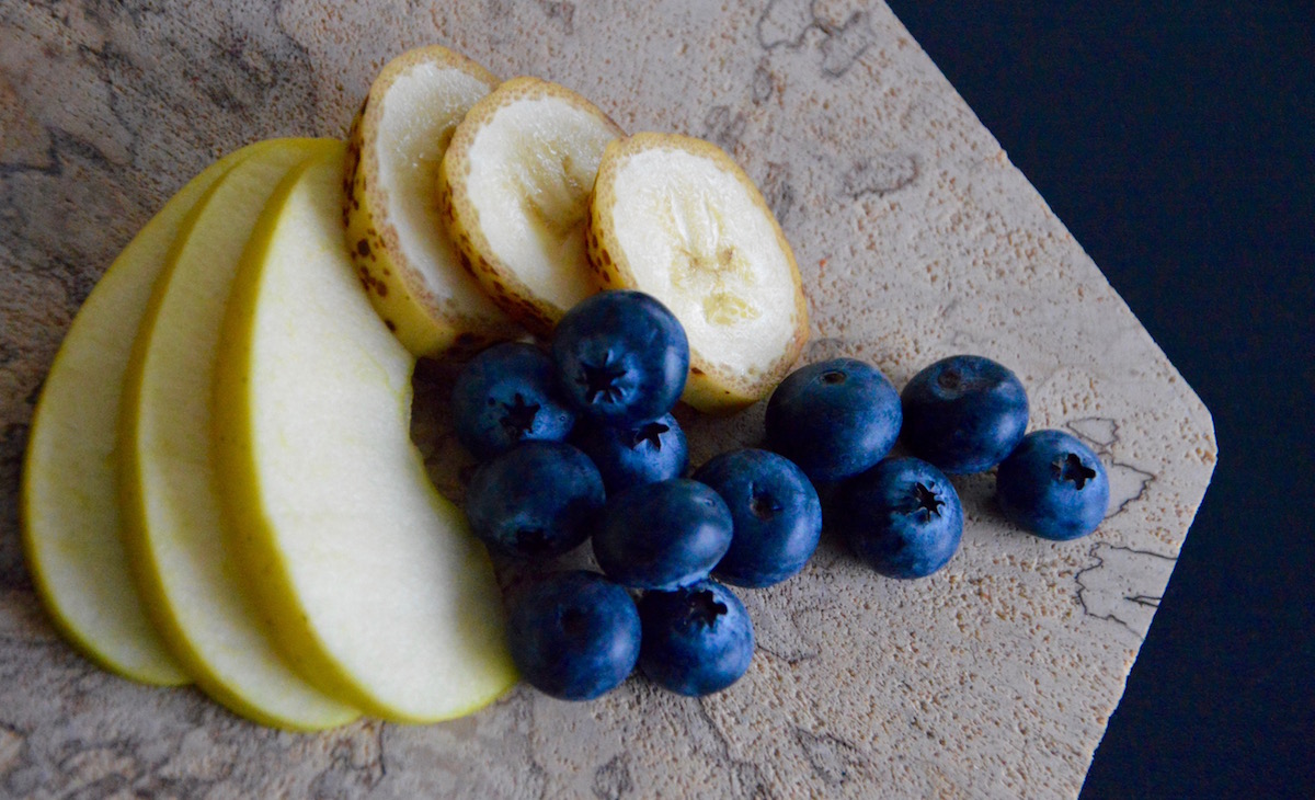 Myrtilles pomme et banane pour bébé