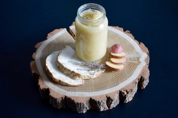 Purée de céleri rave pomme de terre et thym pour bébé