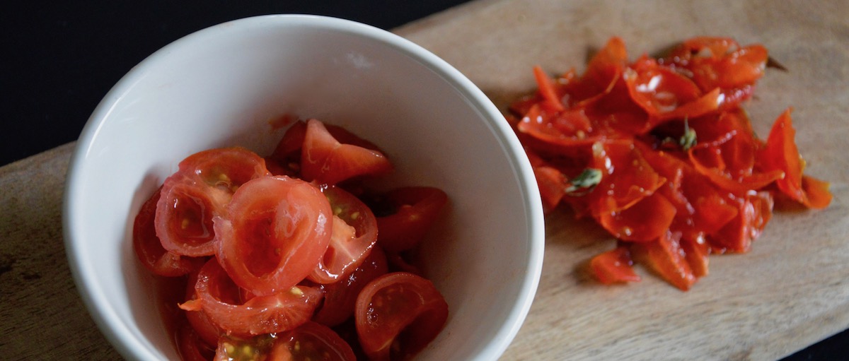 Tomates cerises épluchées pour bébé