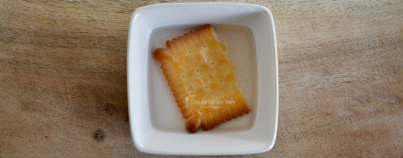 Recette De Compote De Cerise Poire Biscuitee Au Petit Beurre Et Fromage Blanc Des 8 Mois