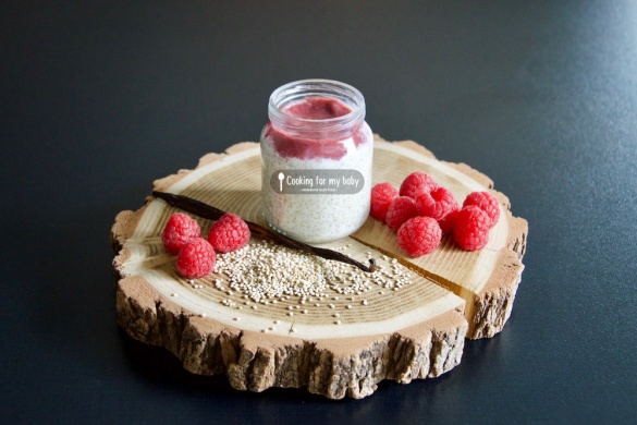 Recette de compote de framboise sur quinoa au laità la vanille pour bébé (Dès 9 mois)