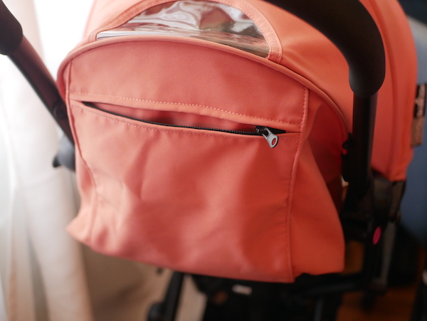 Poussette compacte : Test de la Bugaboo Ant vs Yoyo Babyzen 20 Poussette Yoyo Babyzen capote avec poche arrière