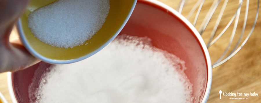Adding sugar to the egg white