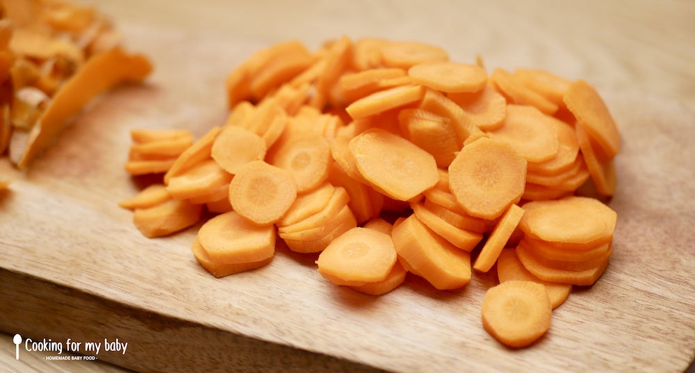 Carrot slices for baby