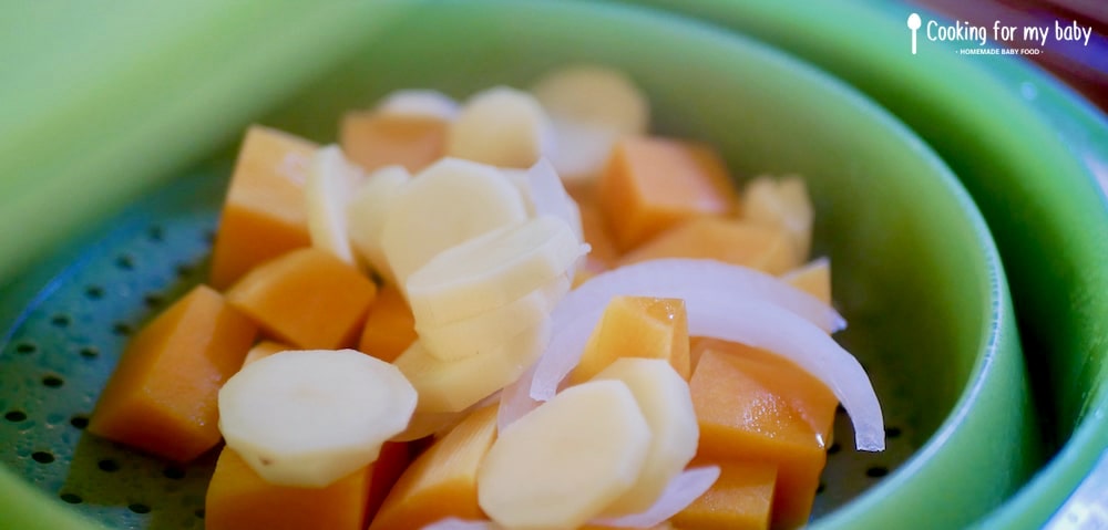 Steaming the vegetables for baby’s Christmas meal recipe