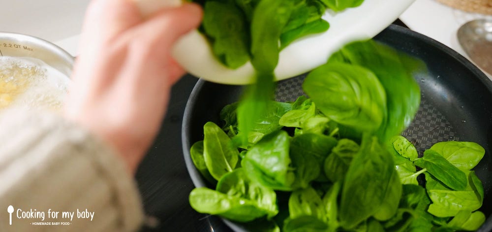 Cuisson des épinards frais pour bébé